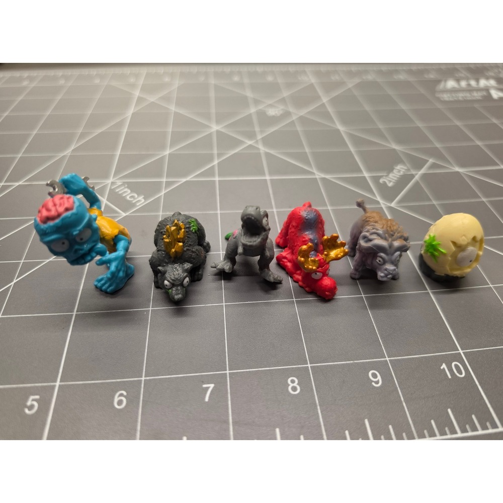 Zuru Smashers Zombie and Dino Mini Figure Lot of 6 1-Inch Figures